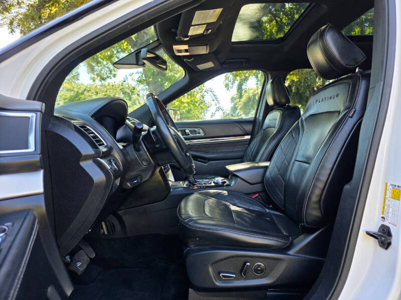 2018 Ford Explorer Platinum