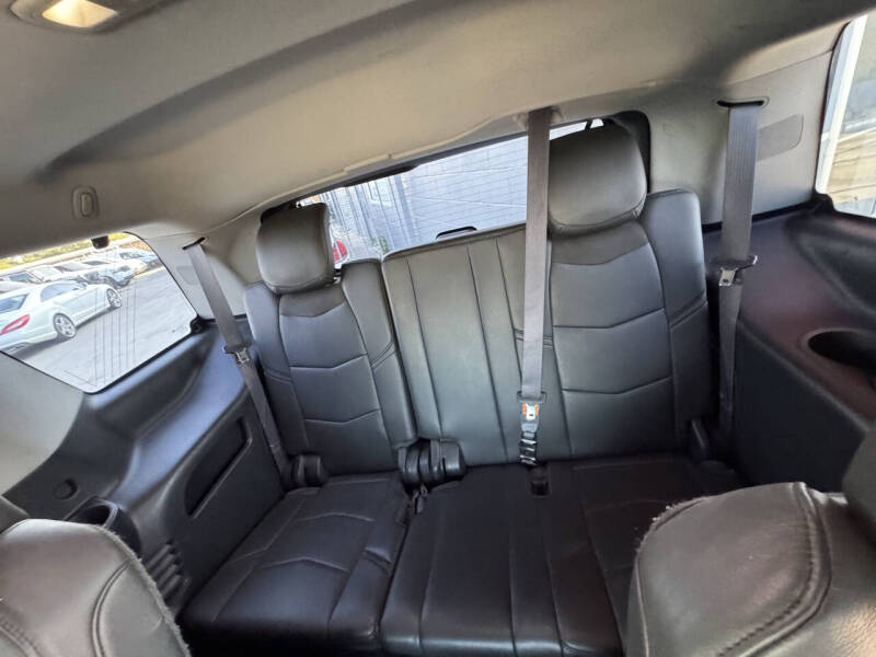 2016 Cadillac Escalade Luxury Collection