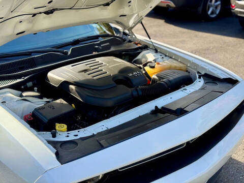 2016 Dodge Challenger SXT