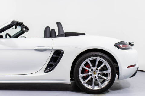 2024 Porsche 718 Boxster S