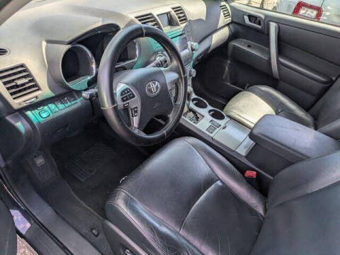 2012 Toyota Highlander SE