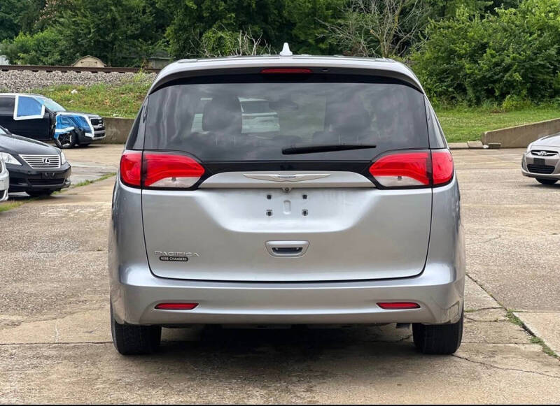 2017 Chrysler Pacifica Touring