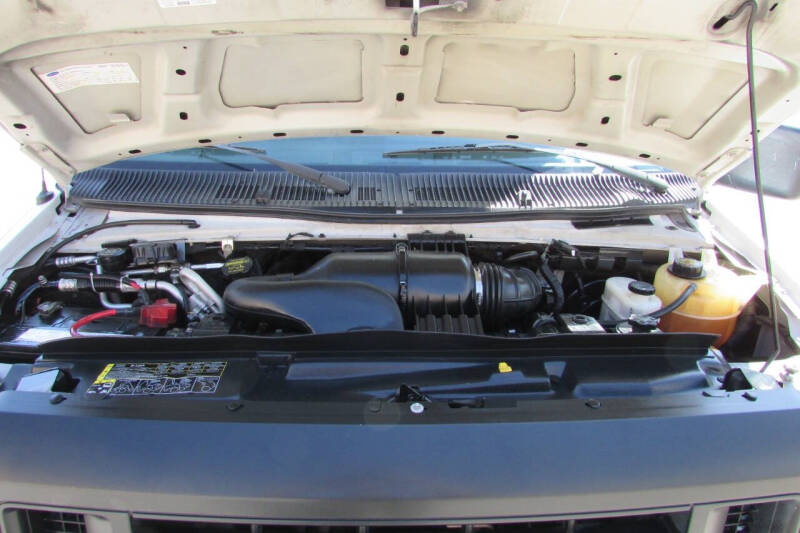 2011 Ford E-Series E-350 SD