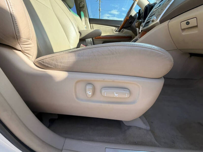 2005 Lexus RX 330