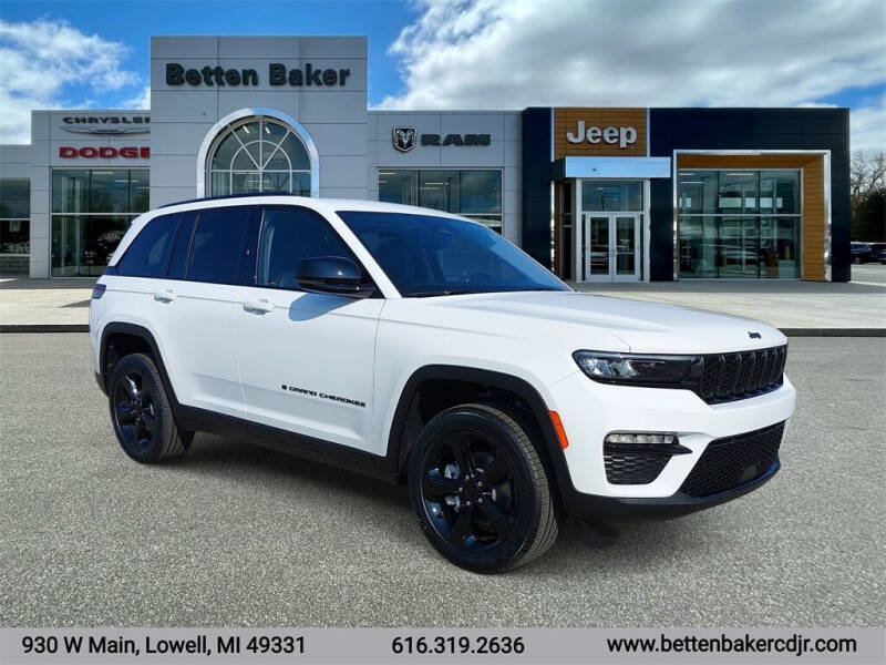2024 Jeep Grand Cherokee for sale at Betten Baker Chrysler Dodge Jeep Ram in Lowell MI
