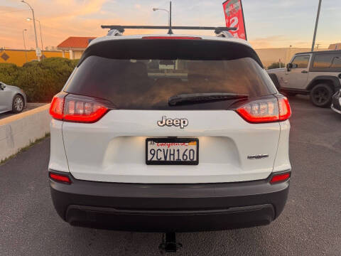 2019 Jeep Cherokee Latitude