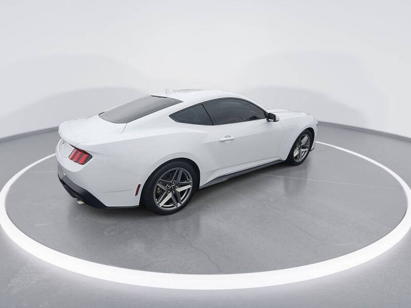 2024 Ford Mustang EcoBoost
