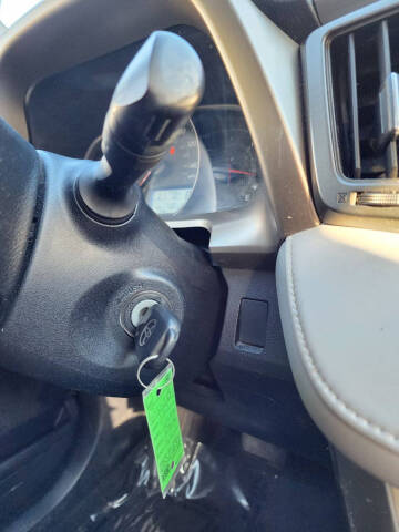 2013 Toyota RAV4 XLE