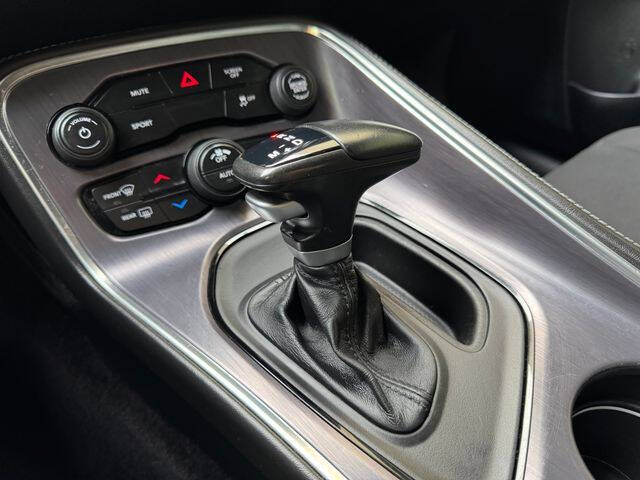 2018 Dodge Challenger SXT