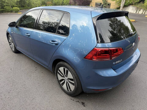 2016 Volkswagen e-Golf SE