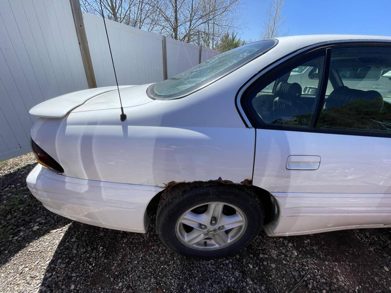 1998 Pontiac Bonneville for sale at Twin Cities Auctions in Elk River, MN