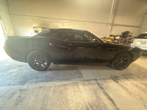 2022 Dodge Challenger SXT