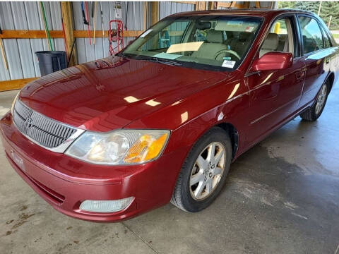 2002 Toyota Avalon for sale at The Bengal Auto Sales LLC in Hamtramck MI