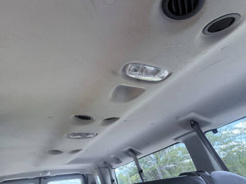 2013 Ford E-Series E-350 SD XL