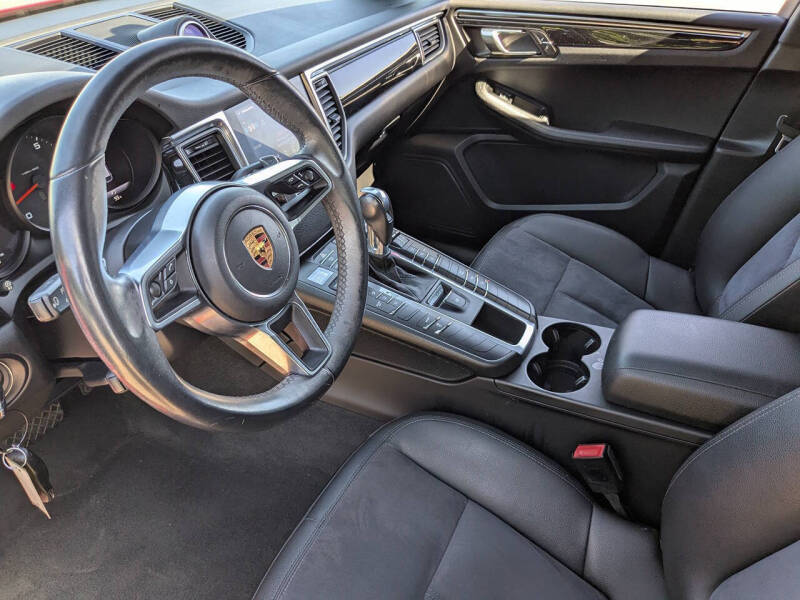 2018 Porsche Macan