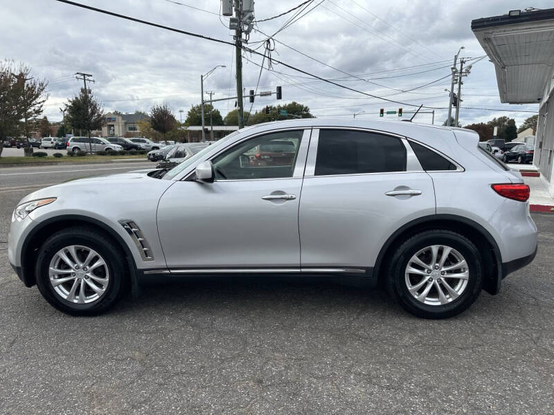 2011 Infiniti FX35