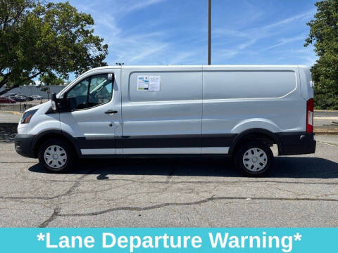 2022 Ford E-Transit