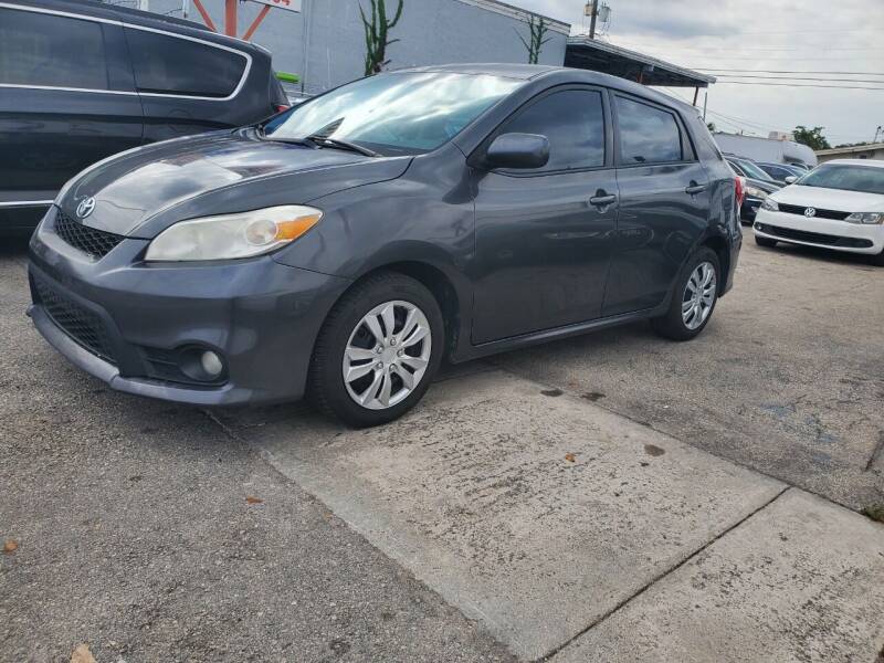 2013 Toyota Matrix for sale at INTERNATIONAL AUTO BROKERS INC in Hollywood FL