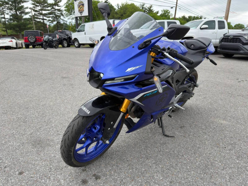 2025 Yamaha YZF-R3
