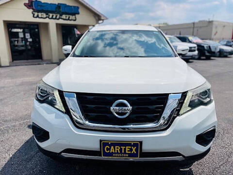 2017 Nissan Pathfinder S