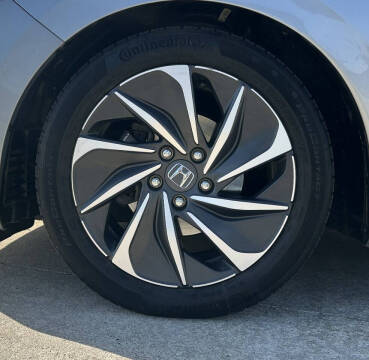 2019 Honda Insight Touring