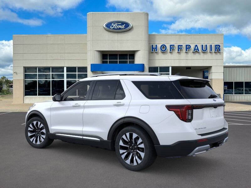 2025 Ford Explorer Platinum