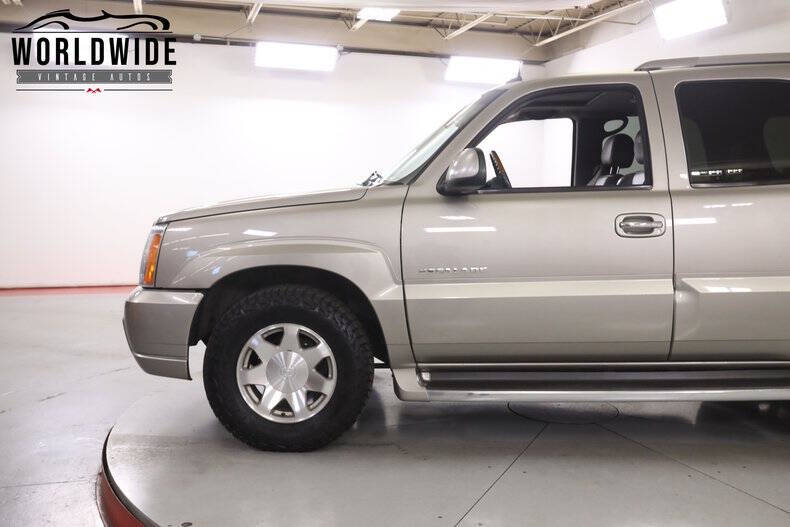 2003 Cadillac Escalade