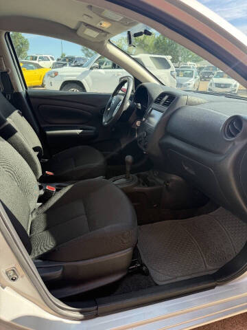 2019 Nissan Versa S Plus
