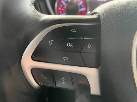 2015 Dodge Challenger SXT Plus