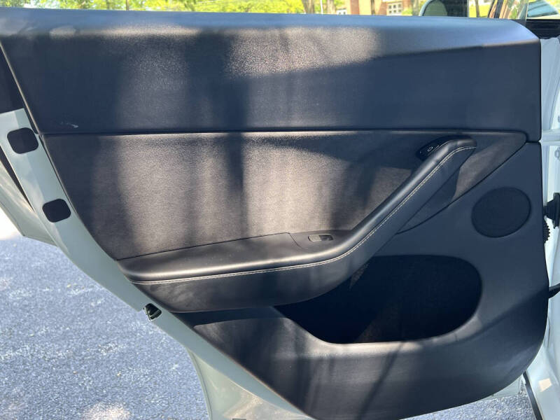 2024 Tesla Model Y Performance