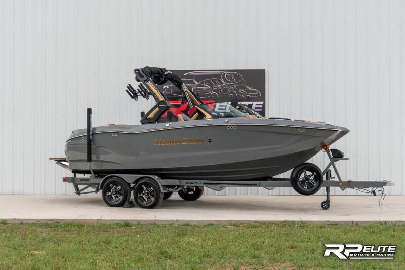 2025 MasterCraft X22