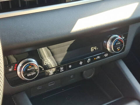 2024 Mitsubishi Outlander PHEV