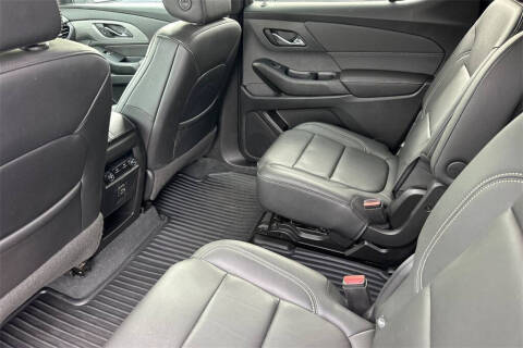 2022 Chevrolet Traverse LT Leather