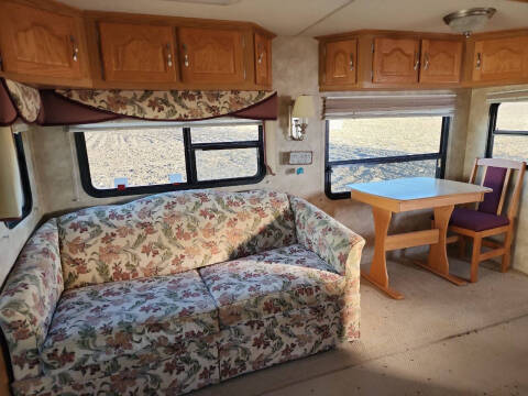 2008 Custom Campers inc Hitchhiker  II