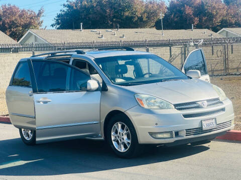 2004 Toyota Sienna XLE Limited 7 Passenger
