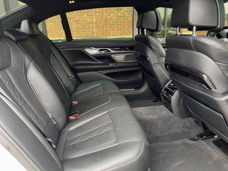 2016 BMW 7 Series 750i