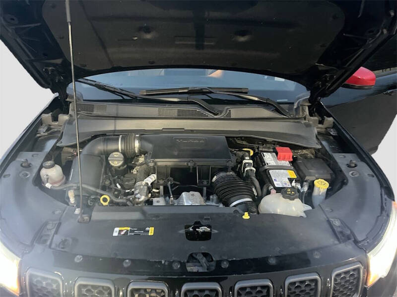 2023 Jeep Compass (Red) Edition