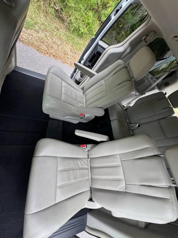 2014 Chrysler Town and Country Touring
