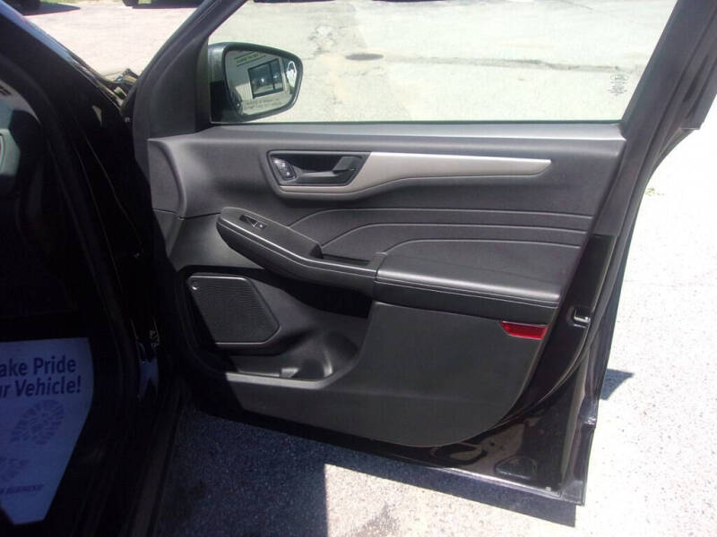 2022 Ford Escape SE