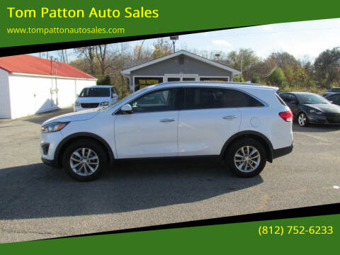 2016 Kia Sorento for sale at Tom Patton Auto Sales in Scottsburg IN