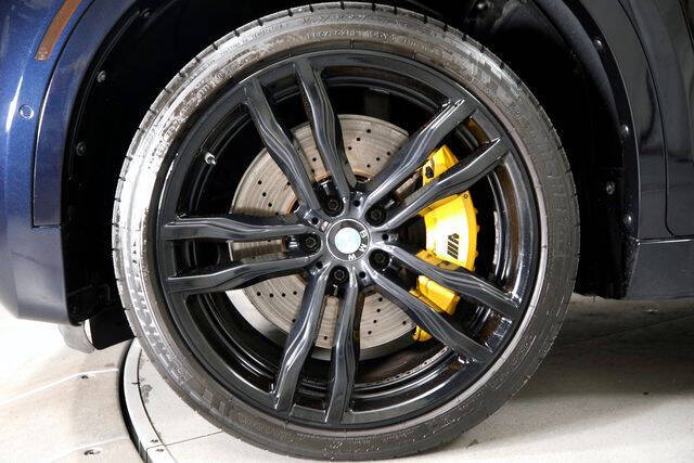 2015 BMW X6 M