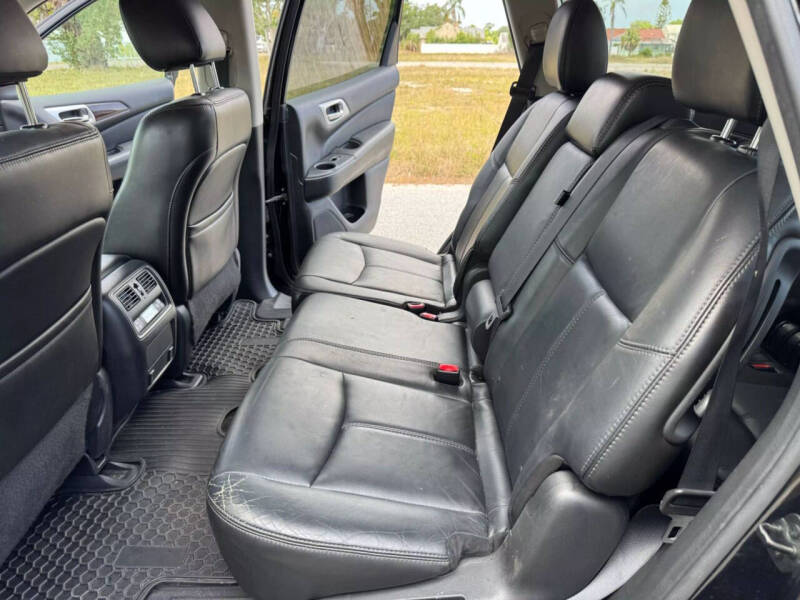 2014 Nissan Pathfinder SL