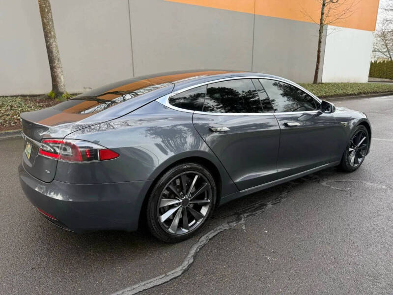 2014 Tesla Model S