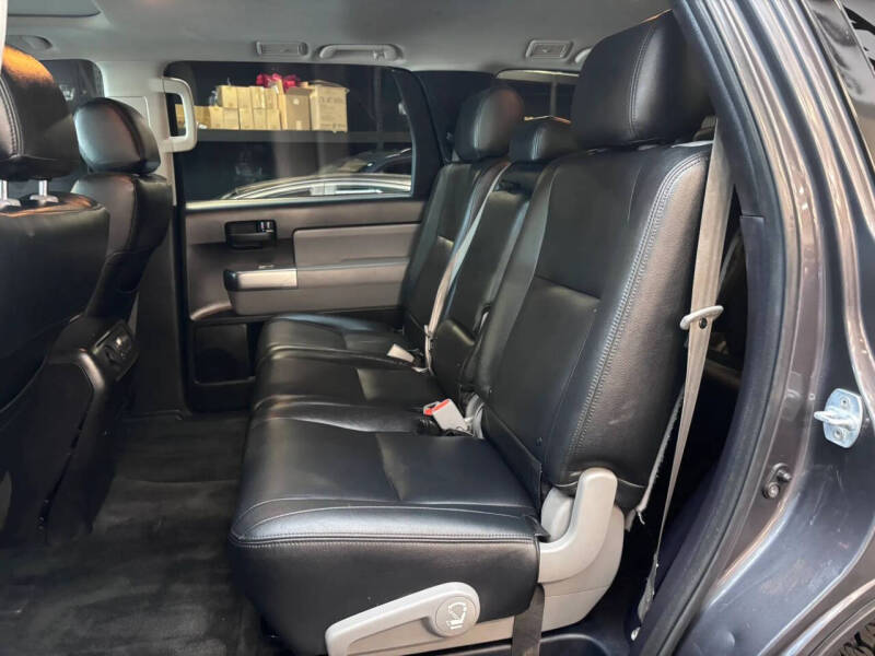 2018 Toyota Sequoia
