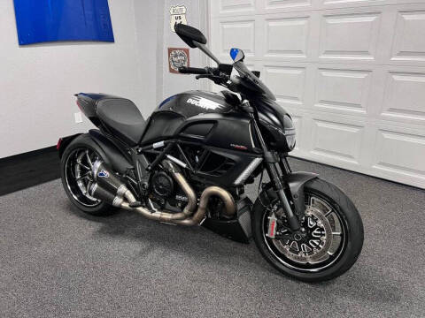 2012 Ducati Diavel Carbon Series
