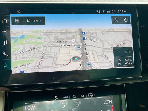 2021 Audi e-tron quattro Premium Plus