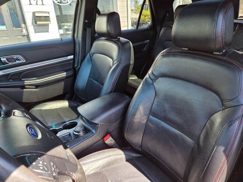 2016 Ford Explorer Sport