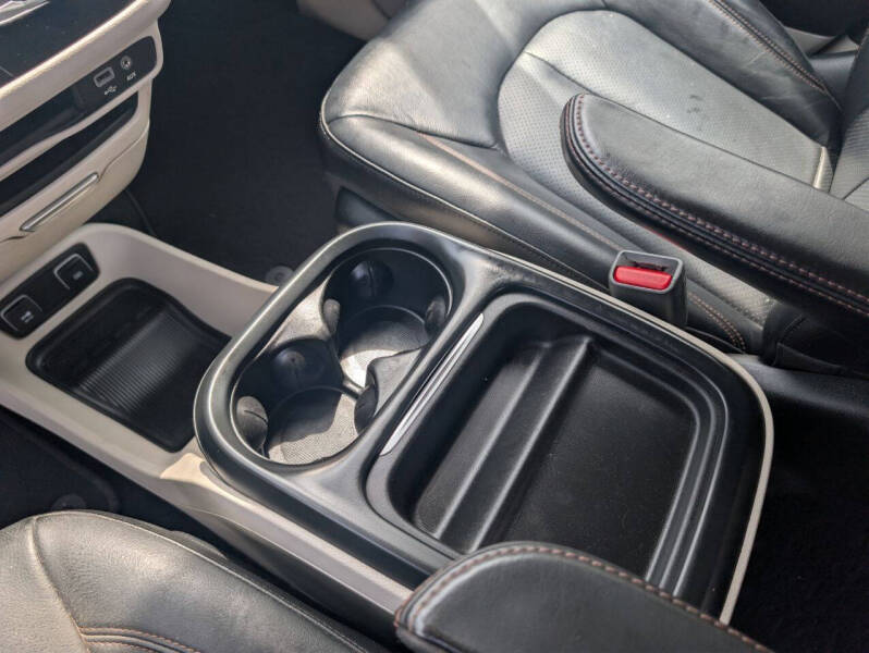 2018 Chrysler Pacifica Touring L