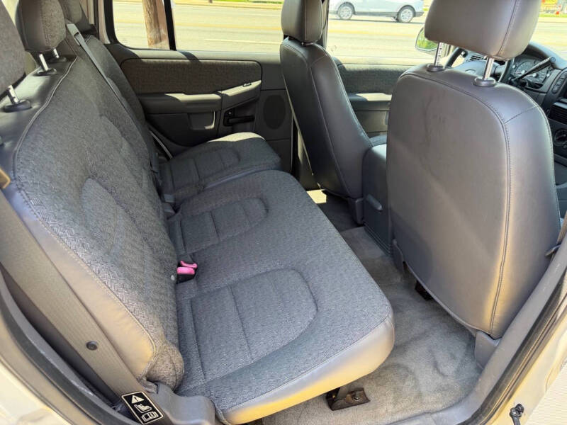 2003 Ford Explorer XLS