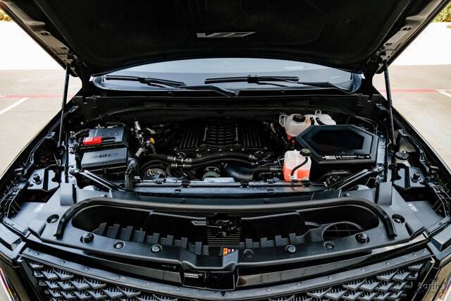 2025 Cadillac Escalade-V